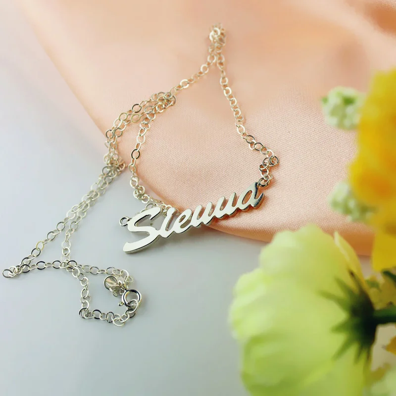 Sienna Style Name Necklace in Sterling Silver