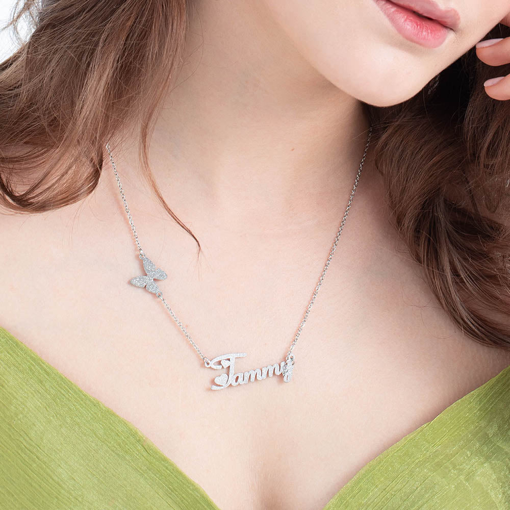 Custom Fashion Butterfly Clavicle Name Necklace