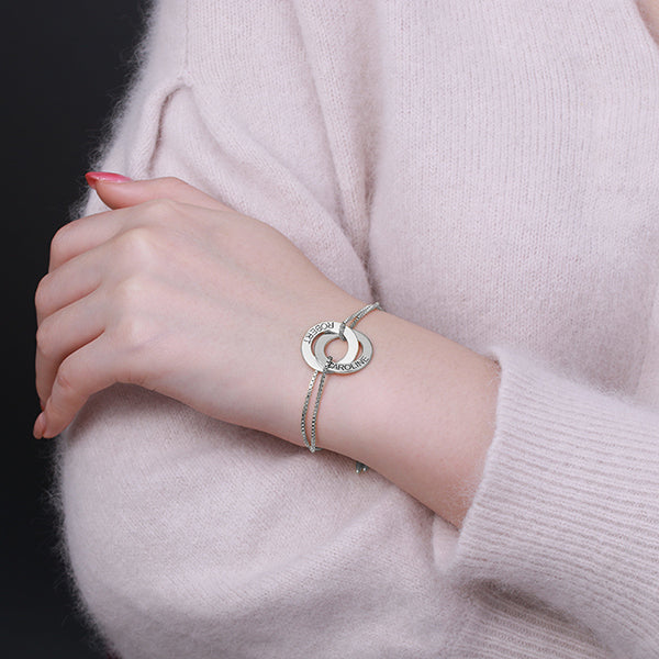 Engraved Interlocking Russian Rings Bracelet in Rose Gold