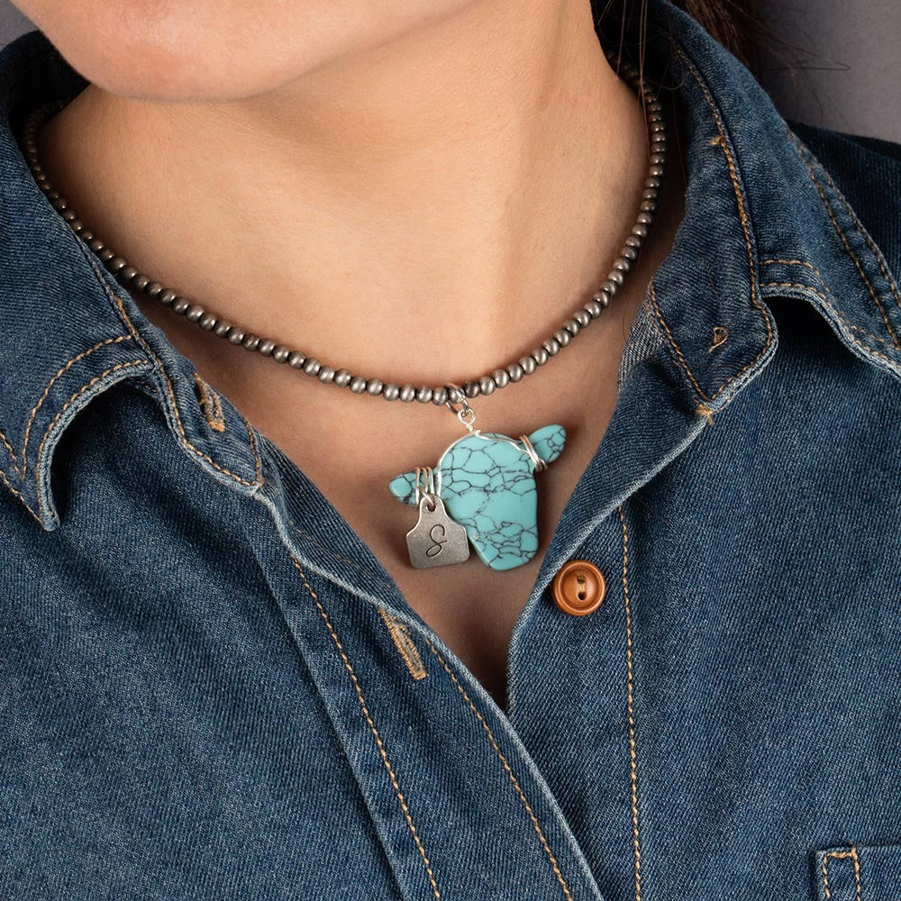 Personalized Western Cow Head & Navajo Style Pearl Necklace with Engraved Initial Cow Ear Tag Pendant, Western Jewelry, Gift for Cow Lover