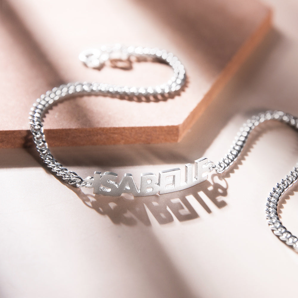 Personalized Bold Curb Chain Name Bracelet